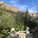 Bas De Station La Foux *