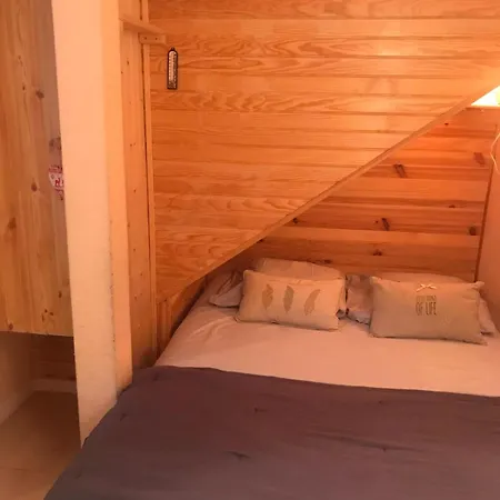 Bas De Station La Foux