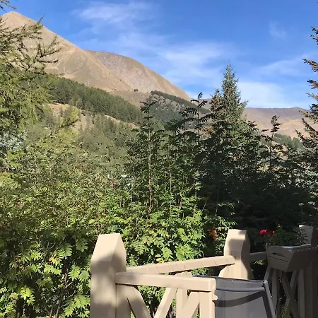 Bas De Station La Foux *