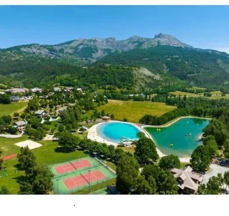 Bas De Station La Foux Daire *
