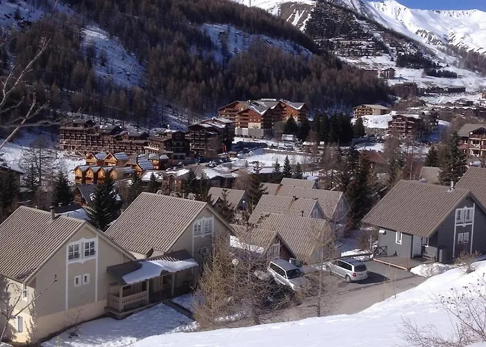 Bas De Station La Foux * Allos