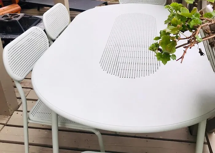 Bas De Station La Foux